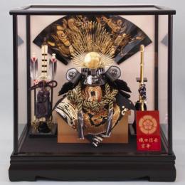 8号武将兜　織田信長(ケース飾り)