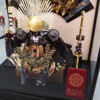 8号武将兜　織田信長(ケース飾り)