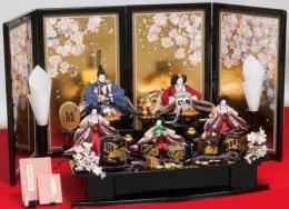 平安豊久　ひな人形　「桜恵祥」　本物の桜を使用した押し花屏風です。