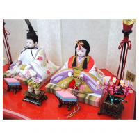 ひなろこ  「ももⅣ」 　かわいい西陣織を着た木目込み人形です。