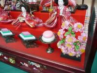 平安豊久　ひな人形　「桜寿(おうじゅ)五人」　ロングセラーの五人ケース飾りです。