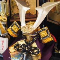 5号本革金箔小桜立体大鍬形兜(コンパクト収納飾り)